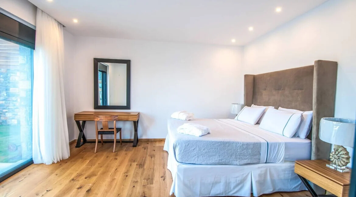 Villa with Direct Sea Access at Elounda Crete 26