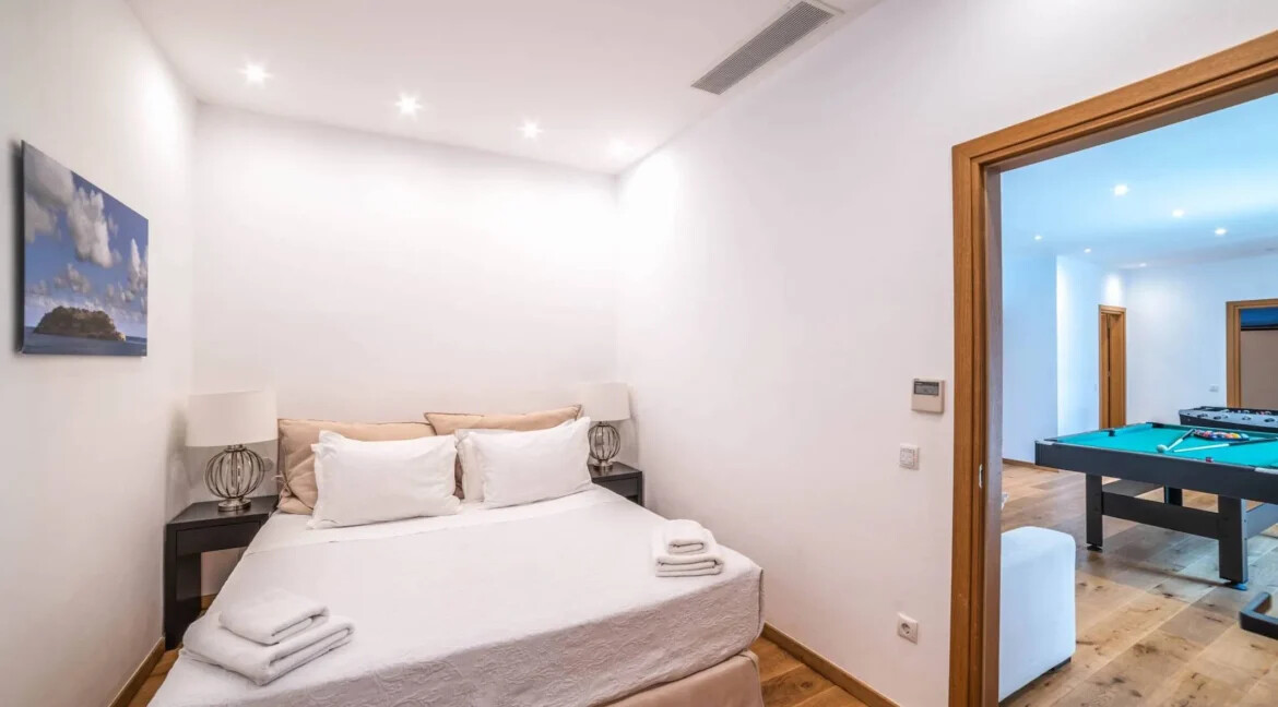 Villa with Direct Sea Access at Elounda Crete 28