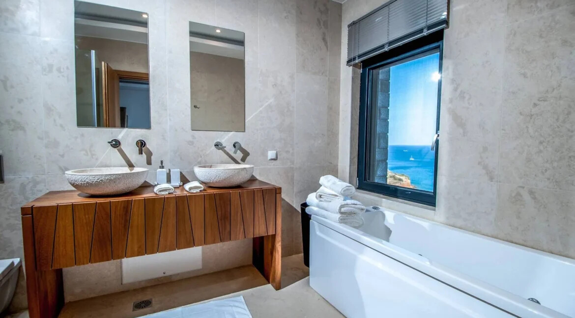 Villa with Direct Sea Access at Elounda Crete 32