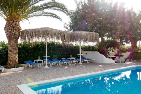 15 Rooms Villa for sale in Crete, Heraklio 1