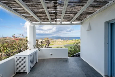 Big Villa by the sea at Baxedes Santorini 6