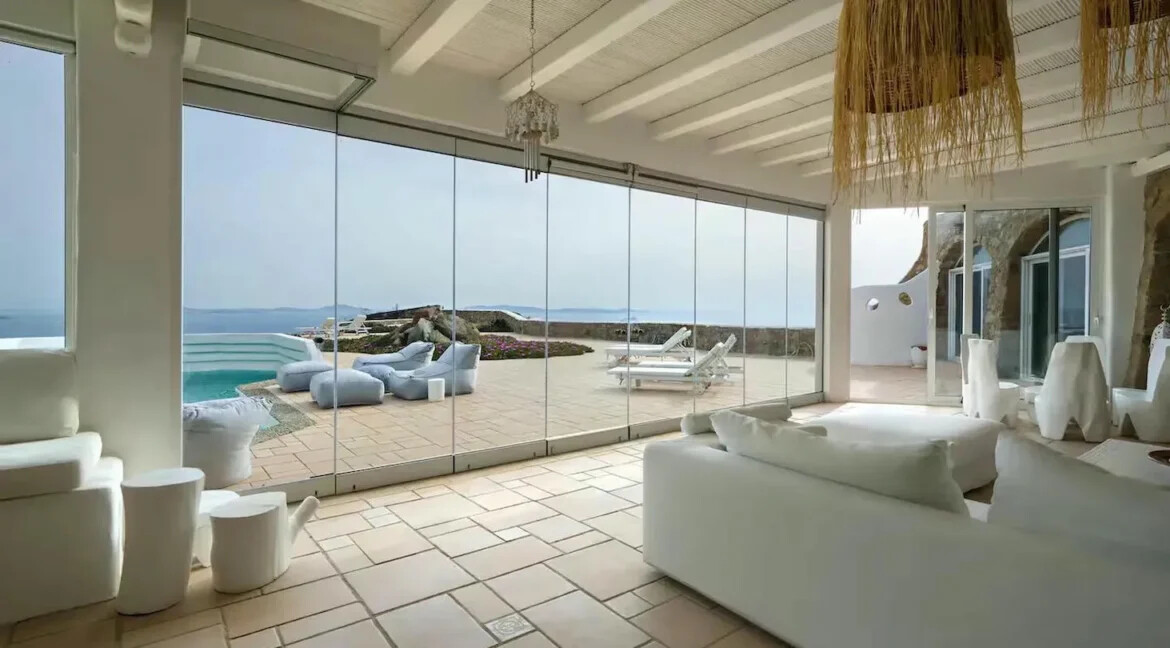 Big Villa for sale in Mykonos, Houlakia 1
