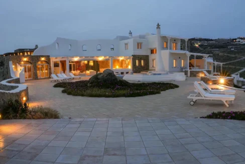 Big Villa for sale in Mykonos, Houlakia 16