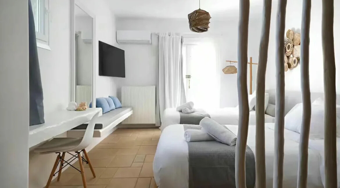 Big Villa for sale in Mykonos, Houlakia 18