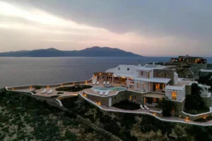 Big Villa for sale in Mykonos