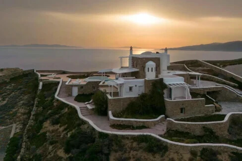 Big Villa for sale in Mykonos, Houlakia 23