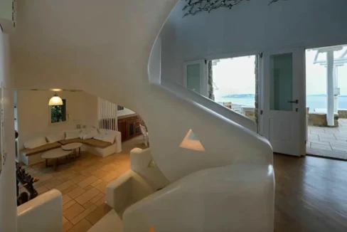 Big Villa for sale in Mykonos, Houlakia 3