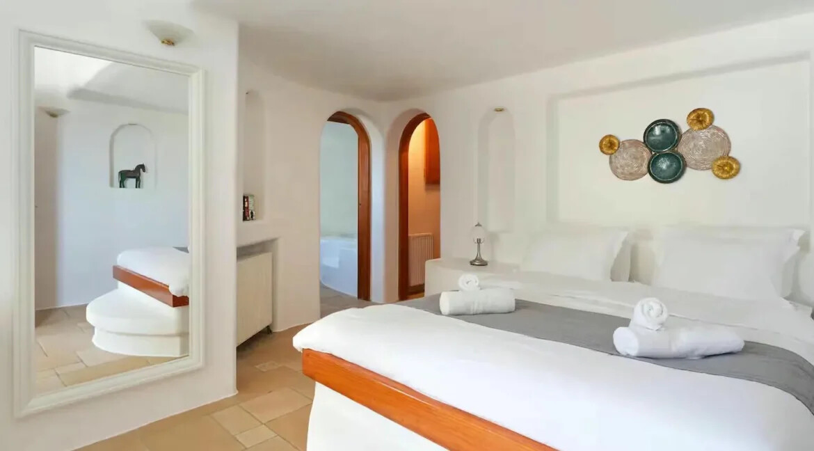 Big Villa for sale in Mykonos, Houlakia 7