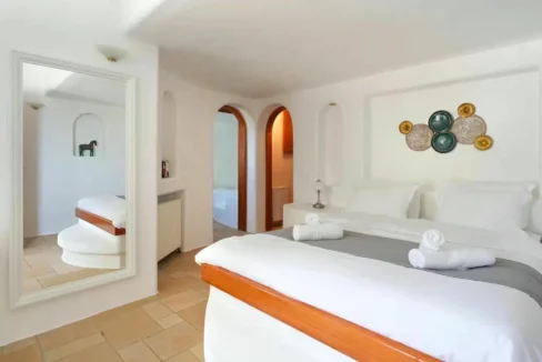 Big Villa for sale in Mykonos, Houlakia 7