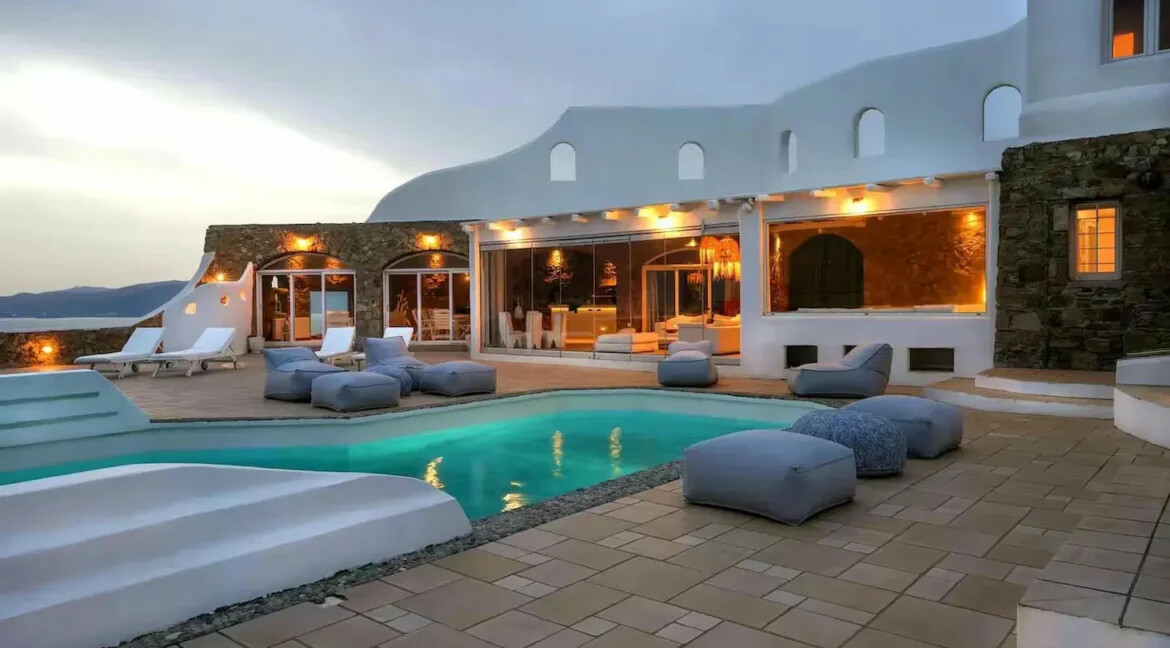 Big Villa for sale in Mykonos, Houlakia 8