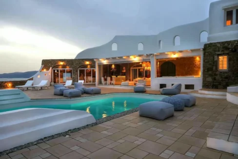 Big Villa for sale in Mykonos, Houlakia 8