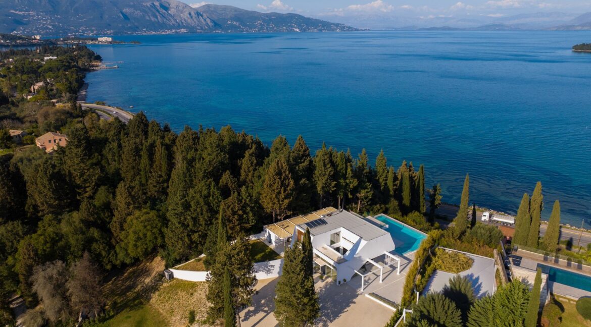 Elegance Villa for Sale in Corfu 1