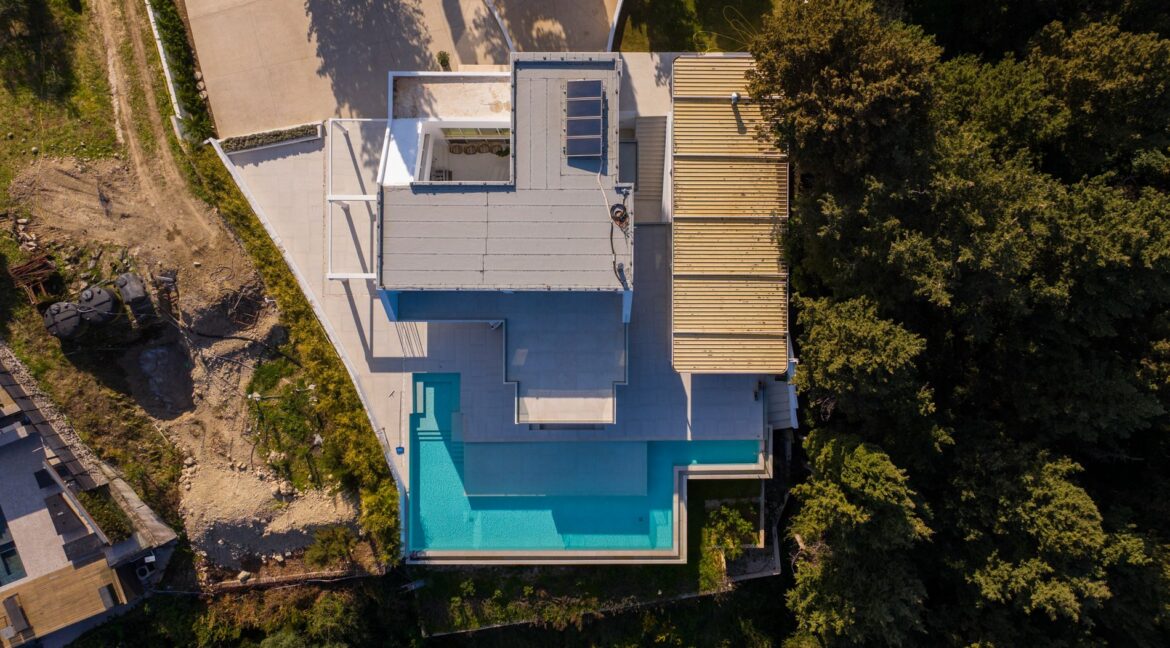 Elegance Villa for Sale in Corfu 26