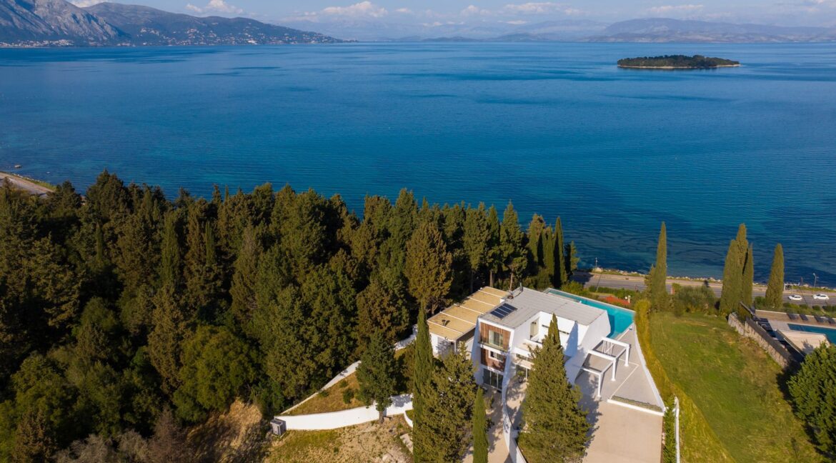 Elegance Villa for Sale in Corfu 3