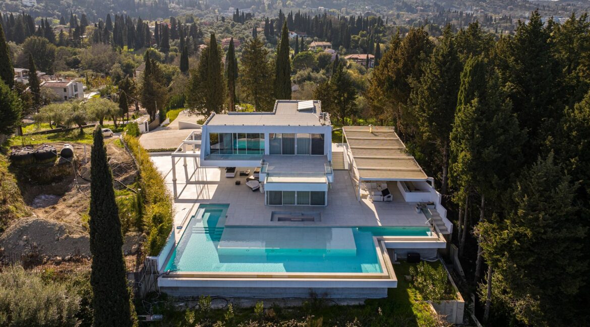 Elegance Villa for Sale in Corfu 31