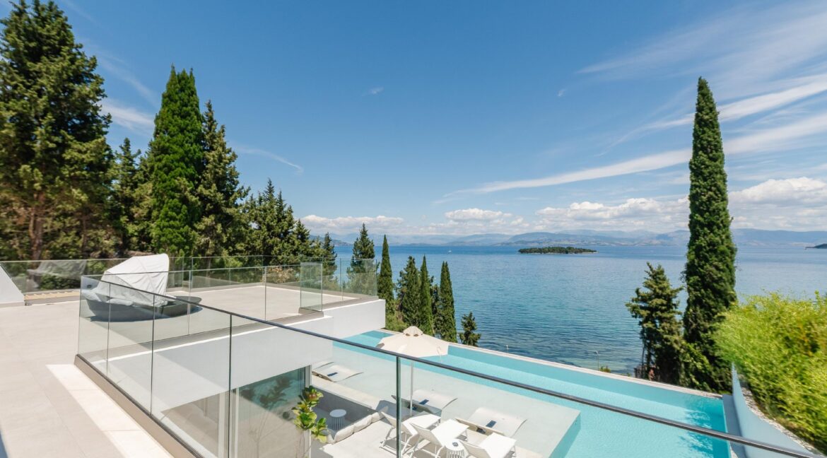 Elegance Villa for Sale in Corfu 9