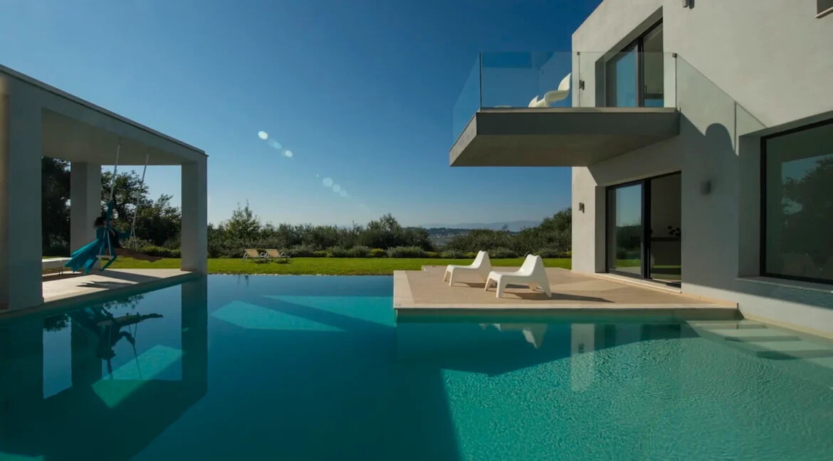 Luxury villa in Corfu for sale 6