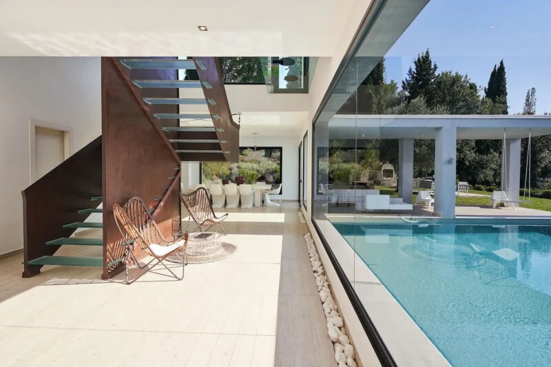 Luxury villa in Corfu for sale