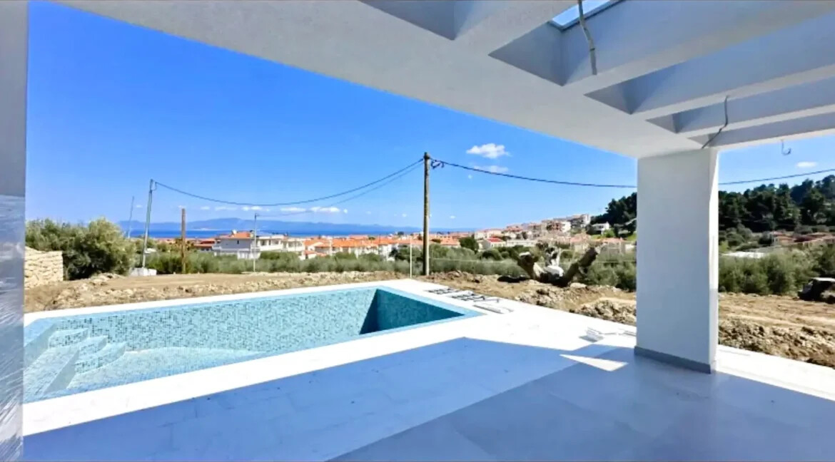 Newly Built Villa for Sale in Halkidiki Pefkochori 10