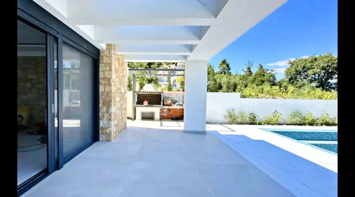 Newly Built Villa for Sale in Halkidiki Pefkochori 15