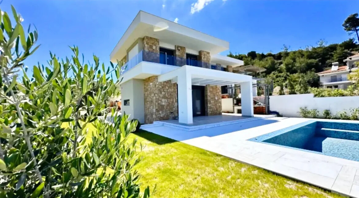 Newly Built Villa for Sale in Halkidiki Pefkochori 18