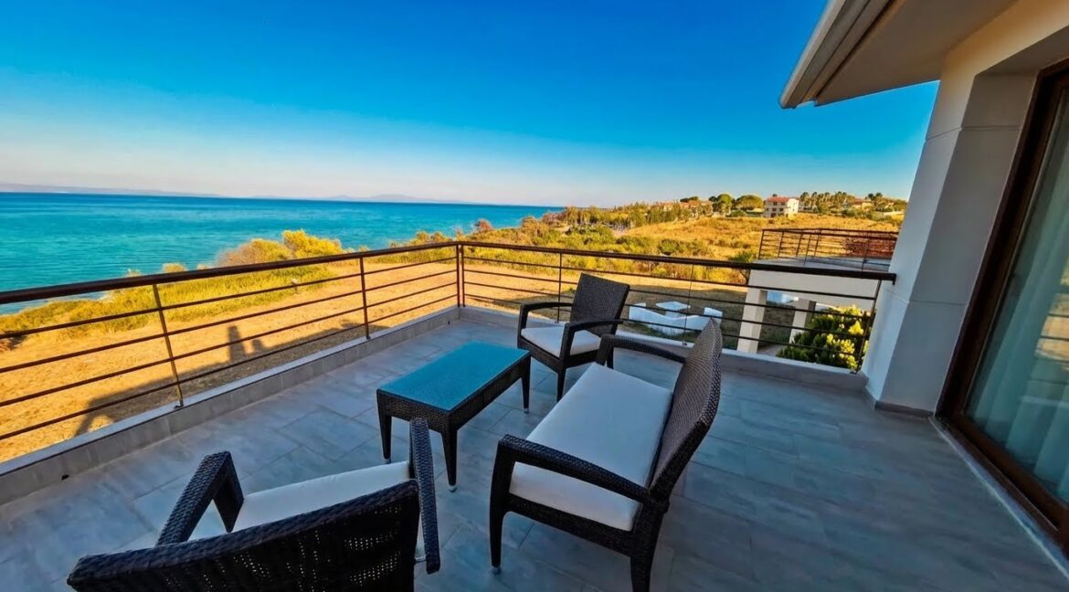 Seafront House for Sale Kassandra Halkidiki, Potidea 12