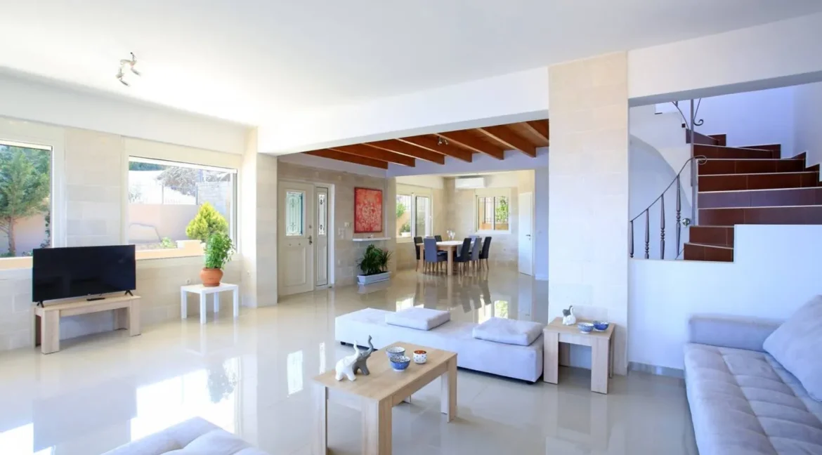 Seaside Villa for Sale in Heraklio Crete 18