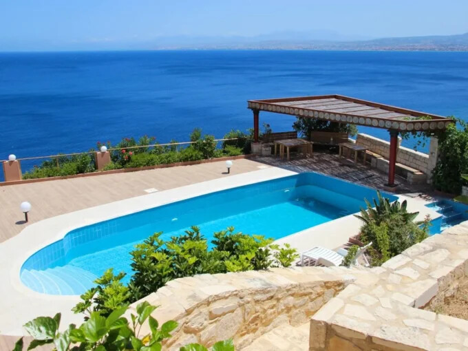 Seaside Villa for Sale in Heraklio Crete Greece