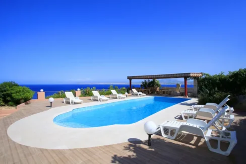 Seaside Villa for Sale in Heraklio Crete 6