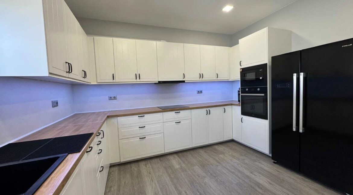 Seaside Villa for Sale in Lagonissi Athens Riviera 4