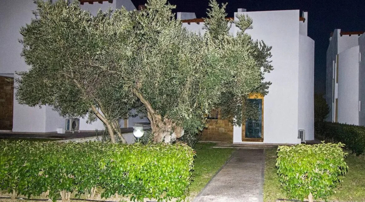 Seaside Villa for Sale in Nea Skioni Halkidiki 11