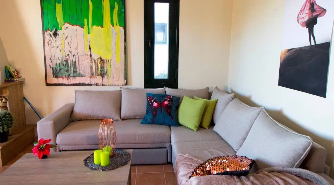 Seaside Villa for Sale in Nea Skioni Halkidiki 12