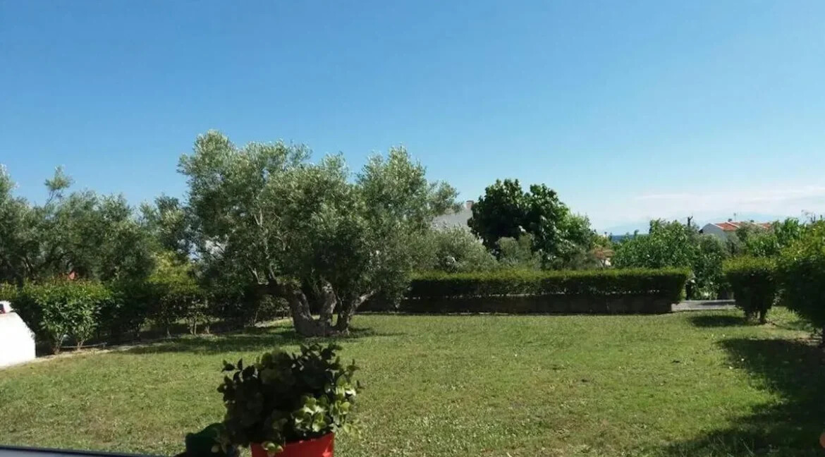 Seaside Villa for Sale in Nea Skioni Halkidiki 14