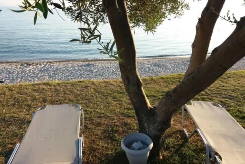 Seaside Villa for Sale in Nea Skioni Halkidiki 16