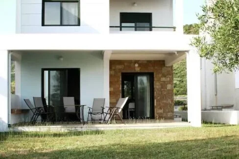Seaside Villa for Sale in Nea Skioni Halkidiki 9