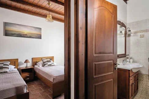 Stone Villa for Sale in Zakynthos Greece 9