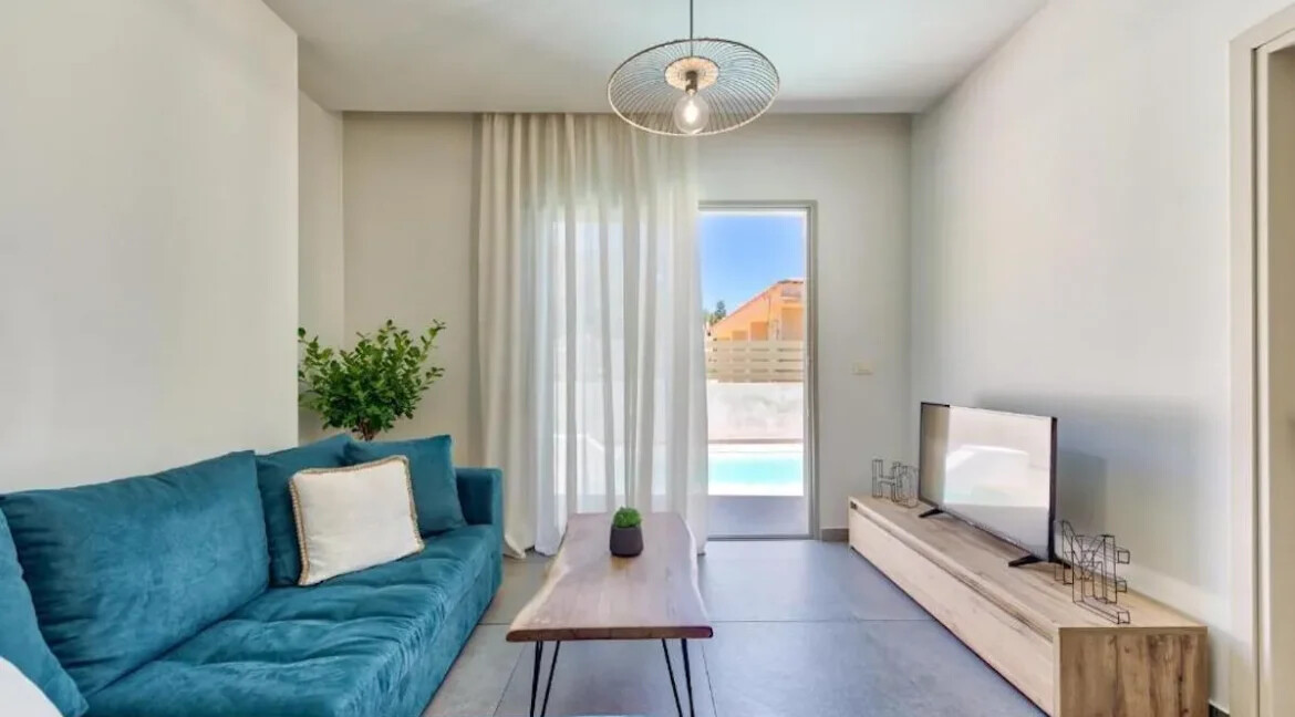 Town House with pool for Sale in Zakynthos Greece 19