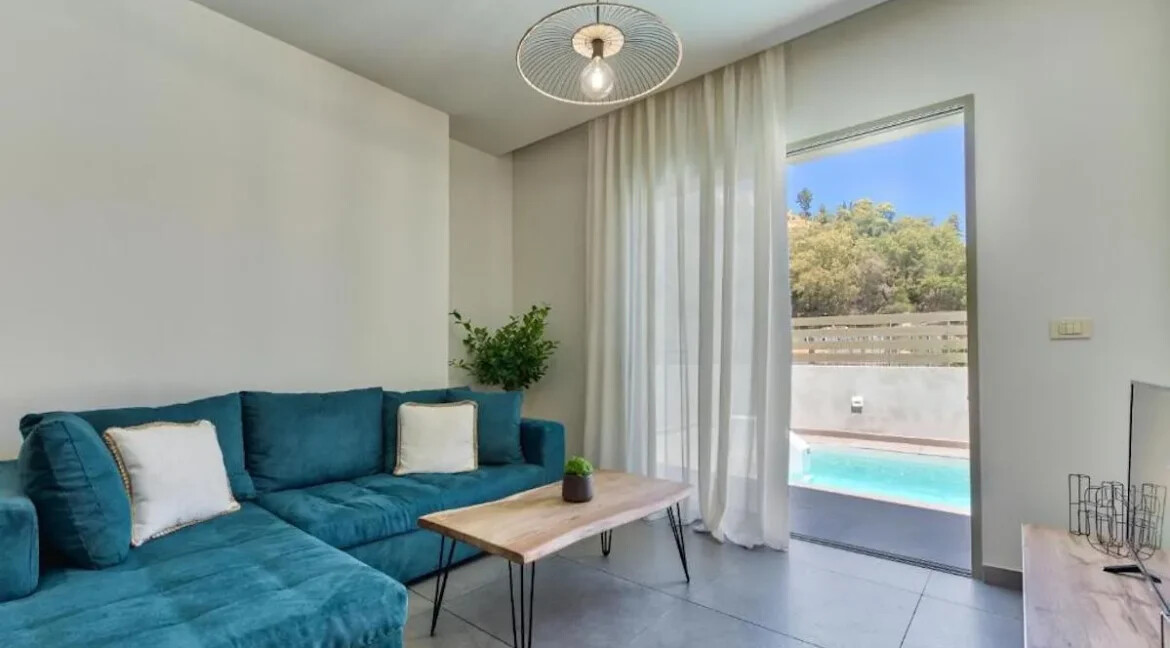 Town House with pool for Sale in Zakynthos Greece 9