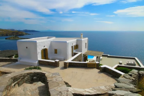 Seafront Property in Kythnos