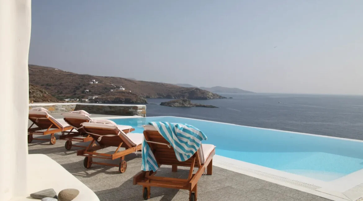 Unique Seafront Property in Kythnos, Cyclades 11