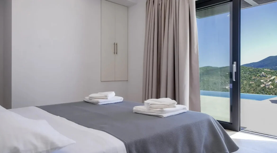 Villas in Sivota Lefkada for sale 29.jpg