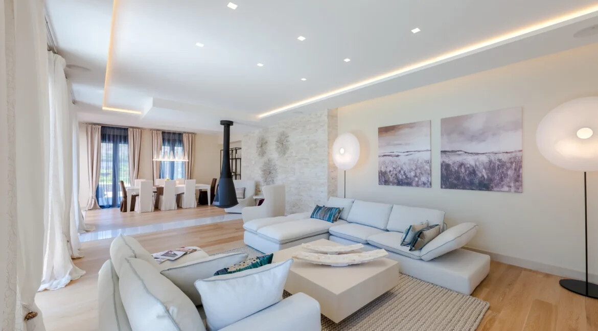 seafront Villas for sale in Elounda Crete 6