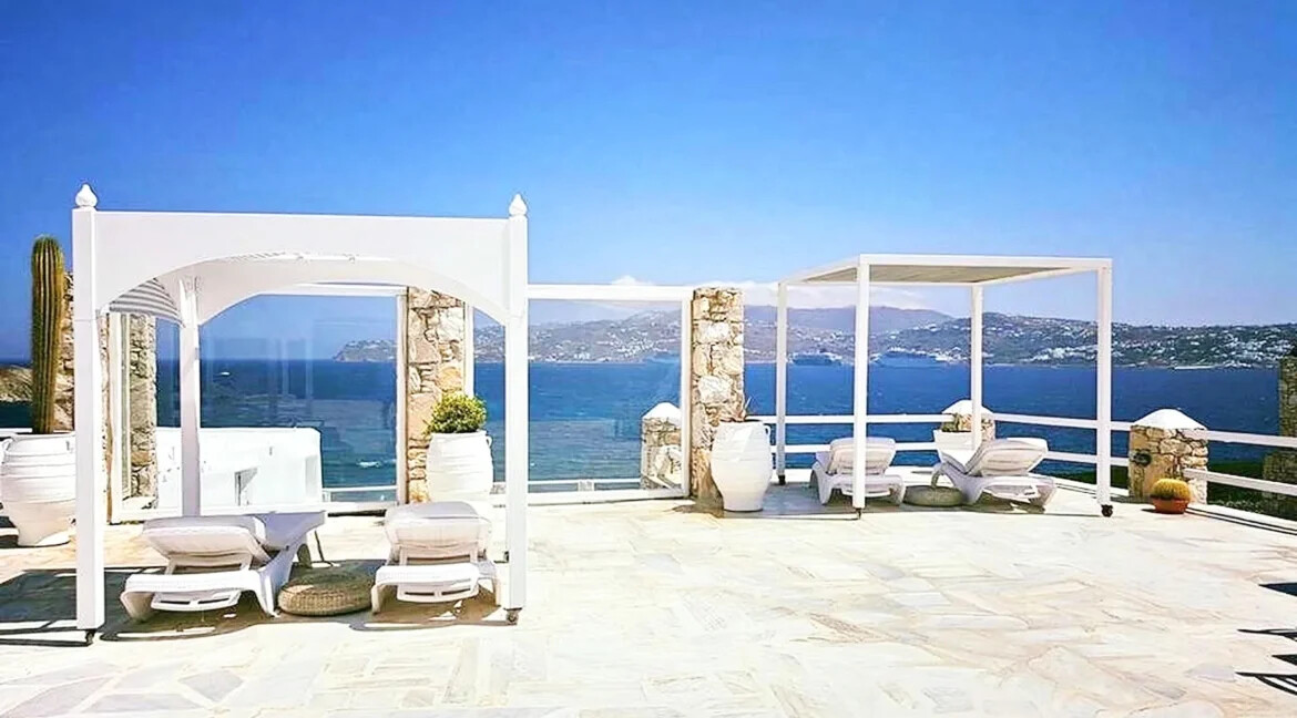 2 Luxurious Seafront Villas for Sale in Mykonos 14
