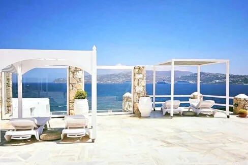 2 Luxurious Seafront Villas for Sale in Mykonos 14