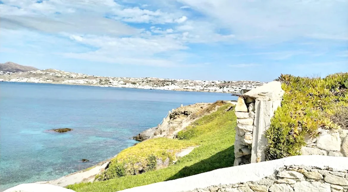 2 Luxurious Seafront Villas for Sale in Mykonos 5