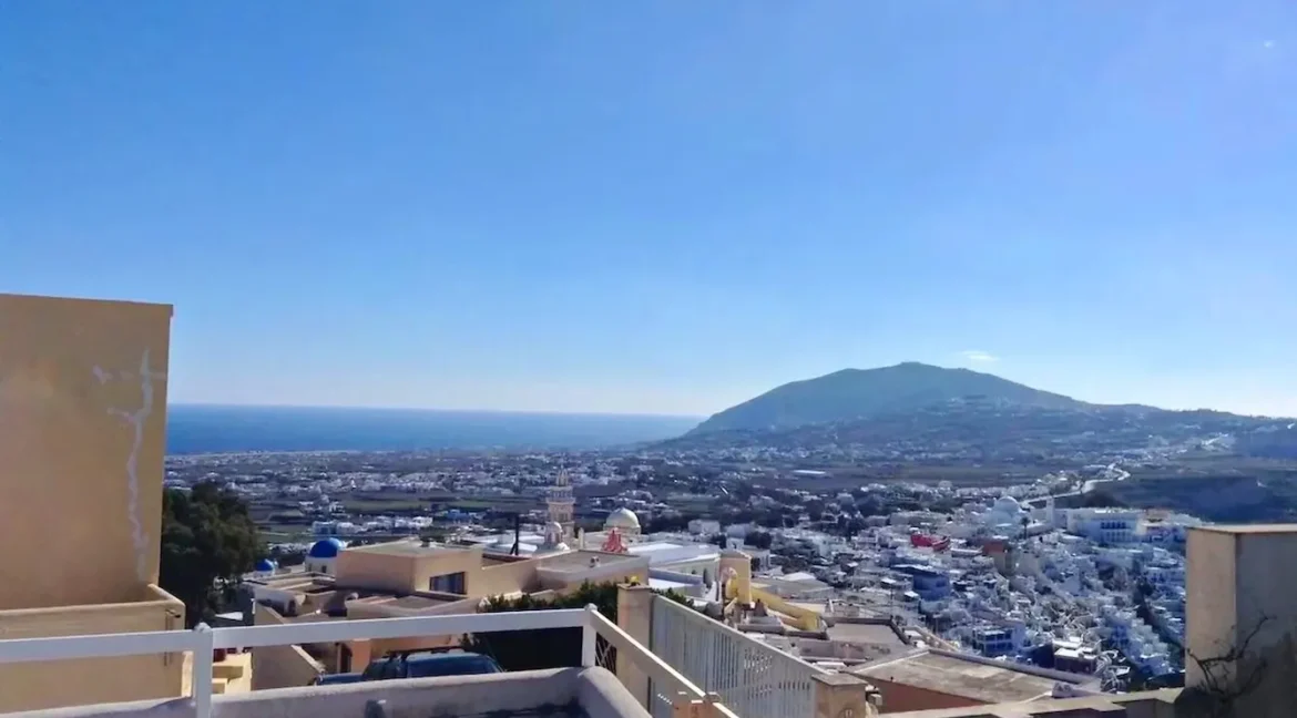 2-Luxury-houses-for-sale-in-Santorini-Firostefani-3-1