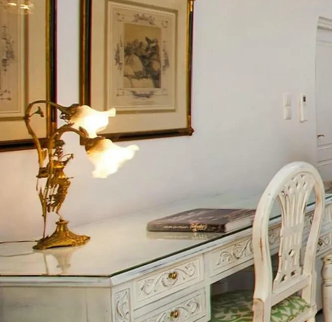 2-Luxury-houses-for-sale-in-Santorini-Firostefani-38