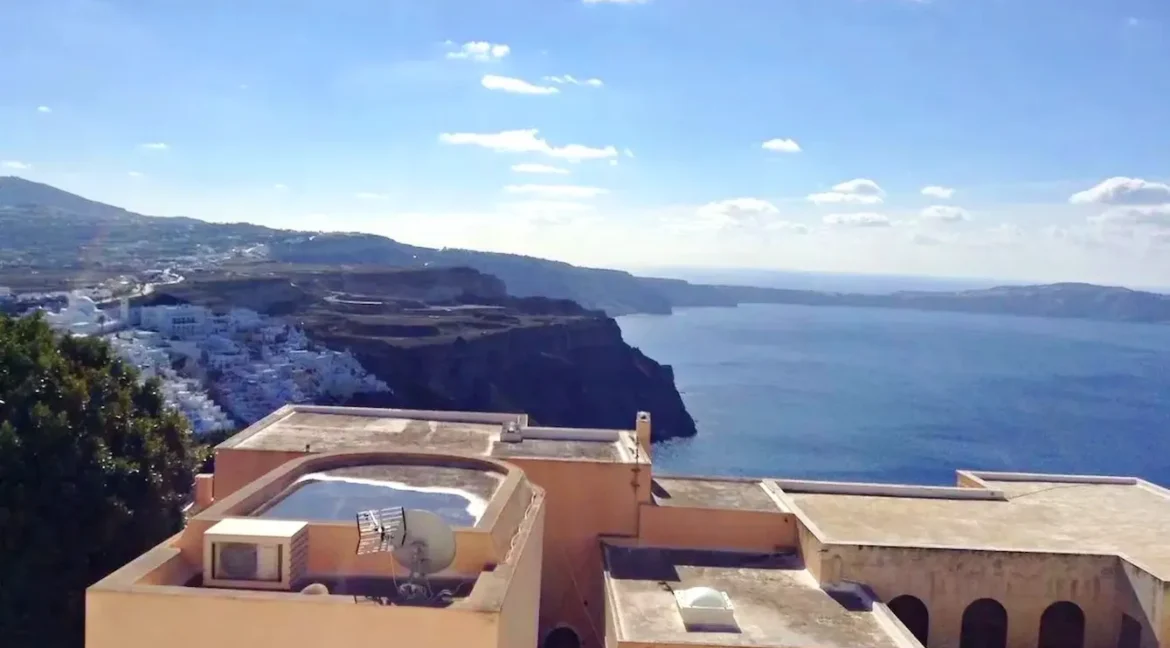 2-Luxury-houses-for-sale-in-Santorini-Firostefani-9-1