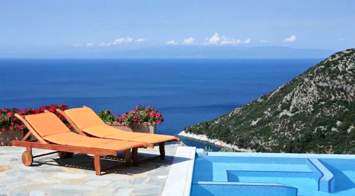 3 Luxury Villas for sale at Skopelos island, Magnificent Seaview 4