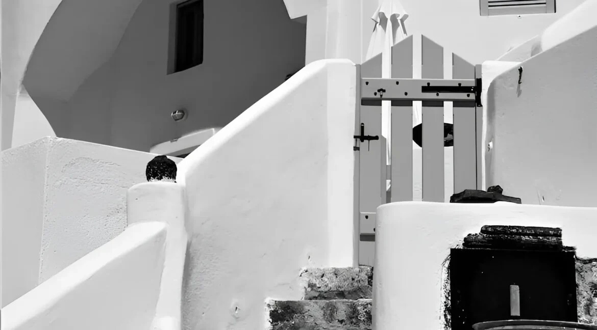 Cave House Oia Santorini Caldera 12